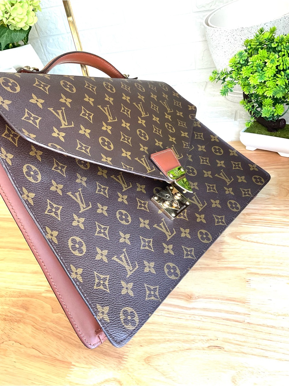 AUTHENTIC LV ✅ Louis Vuitton Monogram Canvas UNISEX Briefcase
